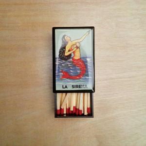 matches with La Sirena mermaid